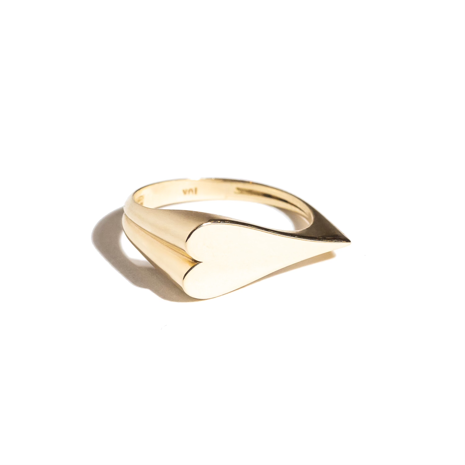 gold heart signet ring